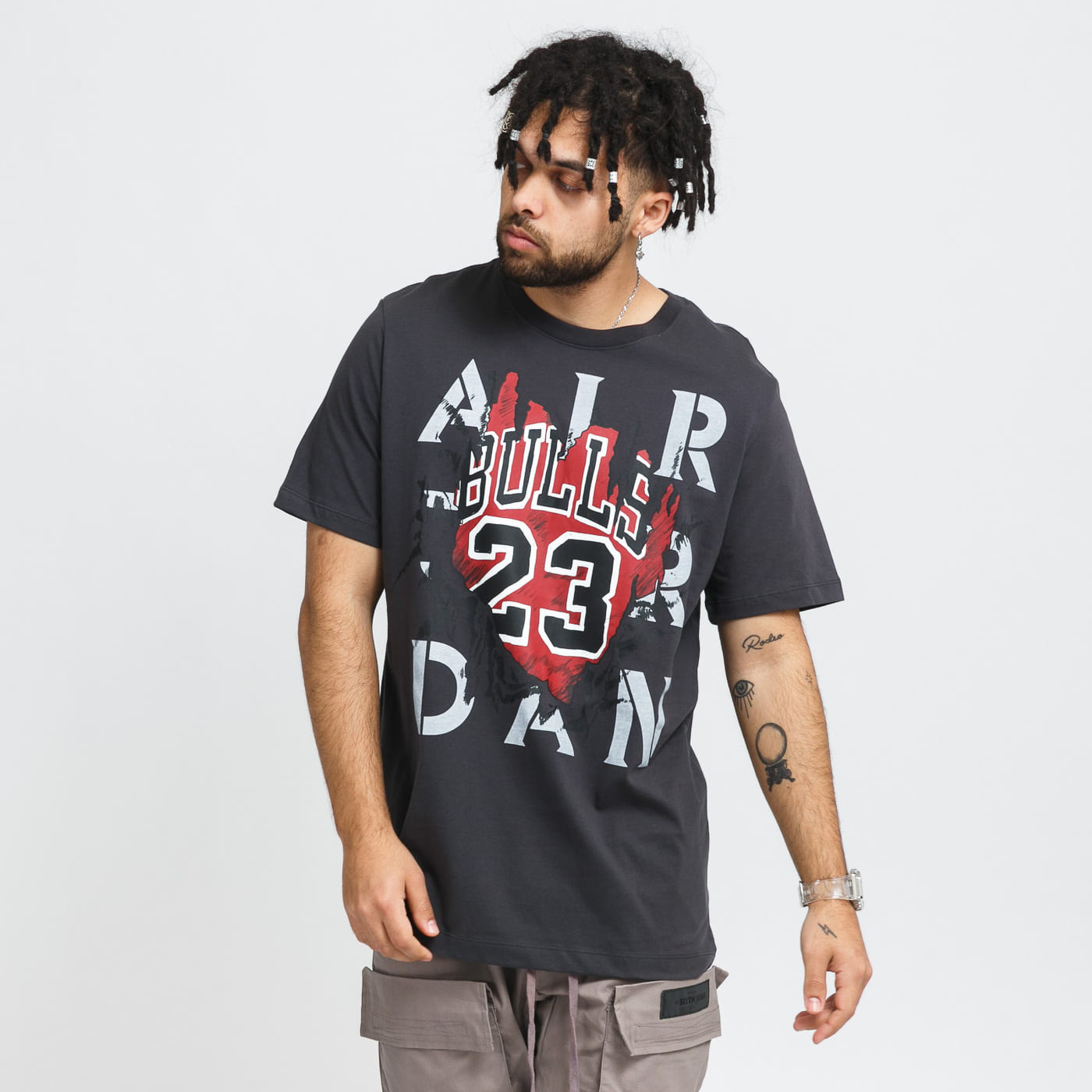 jordan-m-j-aj5-85-gfx-ss-crew-113244_1