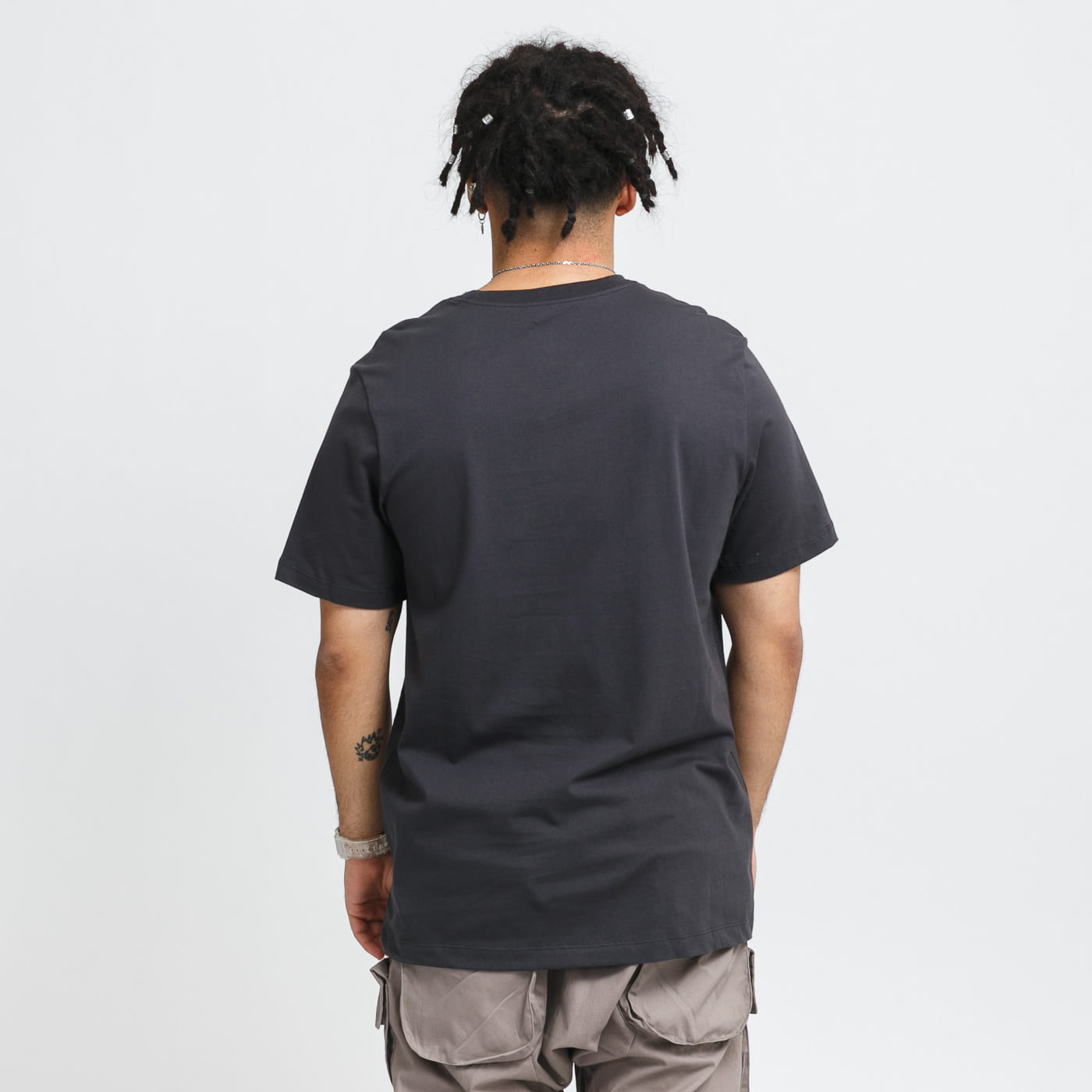 jordan-m-j-aj5-85-gfx-ss-crew-113244_2